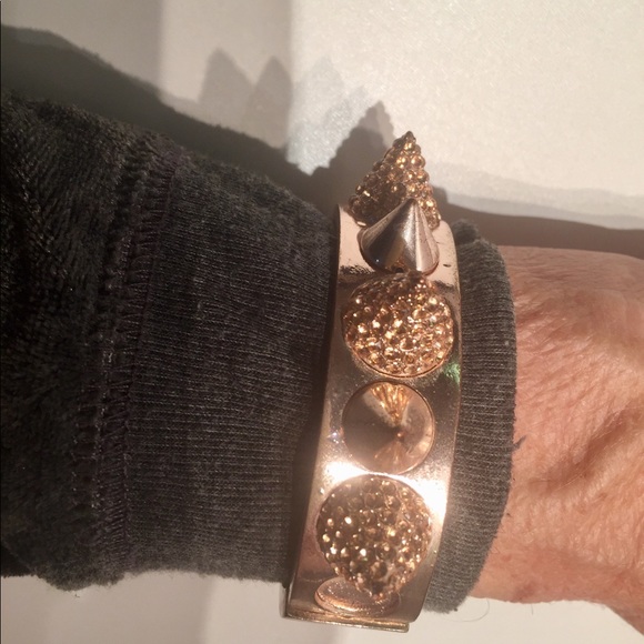 Rose Goldtone & Crystals Studded Cuff Bracelet - Picture 4 of 8